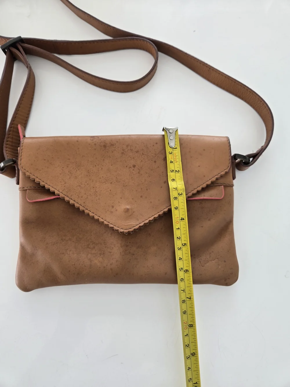 Classic Tan Leather Crossbody Envelope Bag with Pink Trim